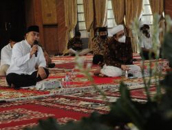 Sejahterakan Warga Surabaya, Wali Kota Eri Ajak Pegawainya Teladani Ajaran Nabi Muhammad SAW