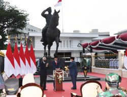 President Jokowi Inaugurates ‘Spirit of Free Indonesia Never Dies’ Fire Monument