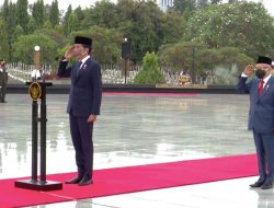President Jokowi Leads National Heroes Day Ceremony