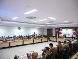 Gubernur Ansar Pimpin Rapat OPD, Minta Semua Data Dihimpun Valid dan Update