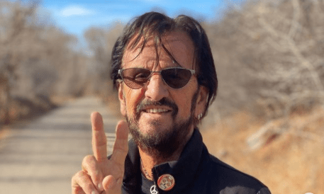 Ringo Starr Segera Terbitkan Buku The Beatles. (net)