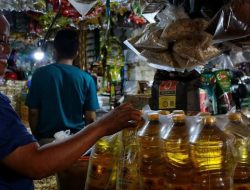 Harga Minyak Goreng Eceran Jadi Rp11.500 Mulai 1 Februari