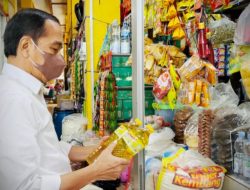 5 Fakta Jokowi Turun Gunung Atasi Masalah Minyak Goreng hingga Mendag Prediksi Ada Penyelundupan : Okezone Economy