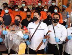 Debt Collector Pengeroyok Nasabah hingga Tewas di Bali Divonis 12 Tahun Penjara : Okezone News
