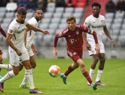 Hasil Bayern Munich vs Bayer Leverkusen di Pekan Ke-25 Liga Jerman 2021-2022: Thomas Muller Cetak Gol Bunuh Diri, Die Roten Gagal Menang : Okezone Bola