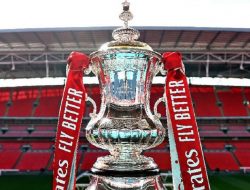 Prediksi Juara Piala FA 2021-2022 Versi Gary Neville, Manchester City atau Liverpool? : Okezone Bola