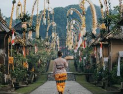 Stakeholder Sambut Gembira Kebijakan Turis Asing Masuk Bali Bebas Karantina : Okezone Travel