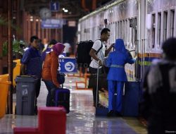 Mudik Lebaran 2022, PT KAI Siapkan 9 Kereta Tambahan : Okezone Nasional
