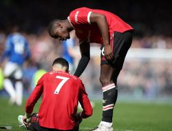 Ralf Rangnick Ngamuk Usai Manchester United Kalah dari Everton : Okezone Bola