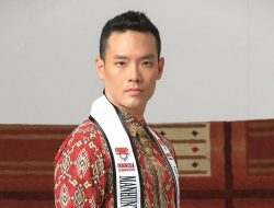 Sedih, Model Arif Edison Alami Pelecehan Seksual : Okezone Celebrity