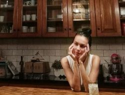 Rumah Kontrakan yang Bikin Sophia Latjuba Nyaman, Bukan Petakan Kaleng-kaleng!