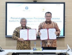 Jalin Kerja Sama, IPB Serahkan Dana Rp200 Miliar ke Badan Wakaf Indonesia