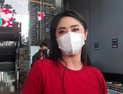 Rizky Billar Menang Gorgeous Dad, Tatapan Kosong Dewi Perssik Tak Bisa Bohong