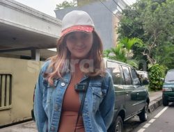 Denise Chariesta Beneran Kaya! Koleksi Topi Harga Jutaan Jadi Buktinya