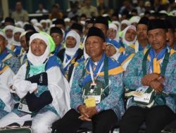 63 Jemaah Umroh di Surabaya Gagal Berangkat, KKP Surabaya Salahkan Maskapai