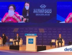 Momen Megawati Tahan Tangis Saat Bicara Perdamaian Dunia di Peace Jeju Forum