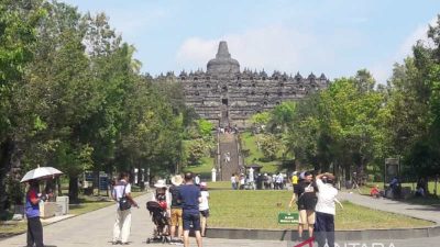 Pengunjung Candi Borobudur Terus Meningkat