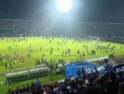 Arema vs Persebaya Ricuh, Beberapa Supporter dan Polisi Meninggal