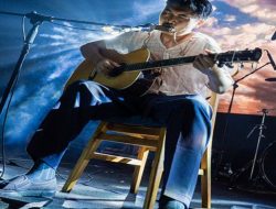 Asiknya “Arak Steady Blues”, Kolab Made Mawut dan Kaka Slank