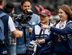 Yuki Tsunoda Disambut Bak Pahlawan Jelang F1 GP Jepang