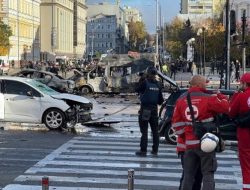 5 Orang Tewas 12 Terluka dalam Serangan Rusia di Ibu Kota Ukraina