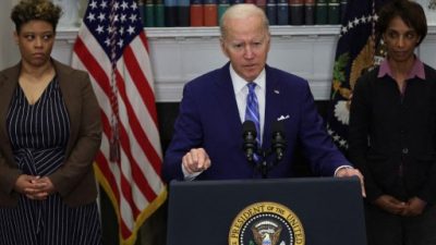 Biden Siapkan Strategi Dinginkan Harga Minyak