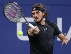 Tekuk Rublev, Stefanos Tsitsipas Melaju ke Final Astana Open