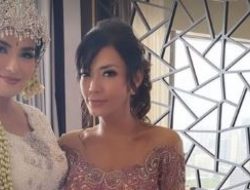 Kenakan Kebaya Warna Pink, Begini Keseruan Shanty saat Menyanyi di Pernikahan Catherine Wilson