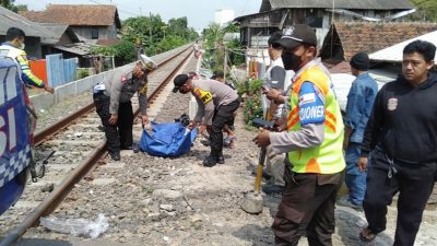 Tak Dengar Ada Kereta Lewat, Pelajar di Cilegon Tewas Tertabrak