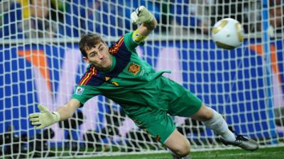 Kiper Legendaris Spanyol dan Real Madrid Iker Casillas Mengaku Dirinya Gay