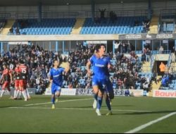 Cetak Gol dan Selamatkan Gillingham FC dari Kekalahan, Elkan Baggott Dapat Pujian dari Rekan Setimnya