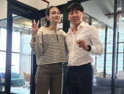 Disusul Istri ke Jakarta, Netizen Bercanda karena Shin Tae-yong Like Postingan Luna Maya