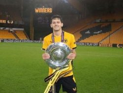 Intip Peluang Justin Hubner Debut di Liga Inggris Bareng Wolverhampton Wanderers