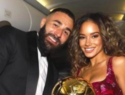 Momen Langka, Karim Benzema Ajak Anak dan Kekasihnya saat Sabet Gelar Ballon dOr 2022