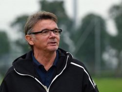 Digadang-gadang Jadi Pelatih Anyar Timnas Vietnam, Philippe Troussier Seorang Mualaf