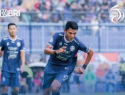 Link Live Streaming Arema FC vs Persebaya Surabaya, Derby Jawa Timur Kick Off Malam Ini