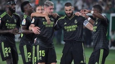 Hasil Liga Spanyol Semalam: Diwarnai Drama Dua Gol Karim Benzema Dianulir VAR, Real Madrid Taklukkan Elche 3-0