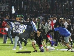 Resmi, Liga 1 Dihentikan Sepekan Buntut Tragedi Tewasnya Ratusan Suporter usai Laga Arema FC vs Persebaya Surabaya