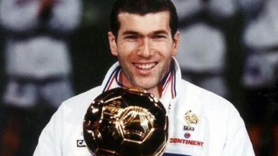 Profil Zinedine Zidane, Pesepak Bola Muslim Pertama yang Raih Ballon d’Or