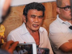 ‘Saya cuma Kenal Lesti’, Komentar Menohok Rhoma Irama Bikin Rizky Billar Mingkem