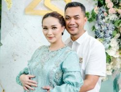 7 Potret Akikah Baby Alia Anak Zaskia Gotik, Putri Tiri ke Mana?