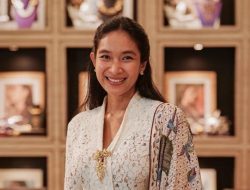 9 Potret Happy Salma Hadiri Undangan Pakai Baju Bali, Fashion Kebayanya Jadi Inspirasi