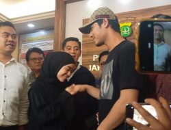 ‘Udah Bisa Pake Topi Branded Lagi’, Gaya Rizky Billar Saat Momen Perdamaian Disorot