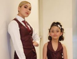 Ayu Ting Ting Nyapa Jeno NCT Bak Tetangga Dekat, Bikin Iri!