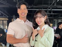 5 Momen Pertemuan Chicco Jerikho dan Kim Se Jeong, Main Drama Bareng
