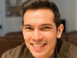 6 Artis yang Kini Kerja Kantoran, Adrian Maulana Berangkat ke Kantor Naik KRL