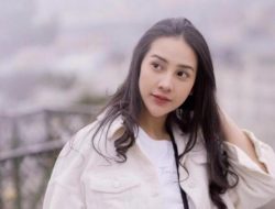 Potret Anya Geraldine saat Melukis Jadi Perbincangan: Sumpah Foto ke-3 Cakep Banget!