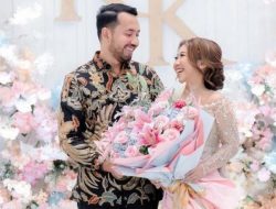 10 Artis yang Dilamar Kekasih di Hari Ulang Tahun, Terbaru Kiky Saputri