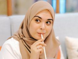 10 Potret Kafe Baru Vebby Palwinta, Desain Vintage Dekat Salon