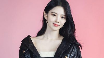 Han So Hee Ketemu Bella Hadid di Paris, Kayak Bestie!